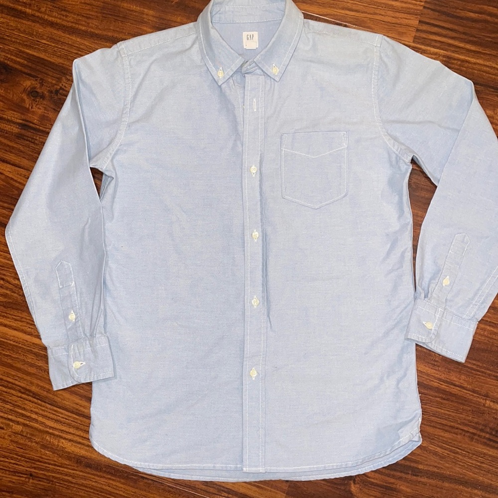 Gap Kids Button Down. Size XXL (14/16). Lt Blue